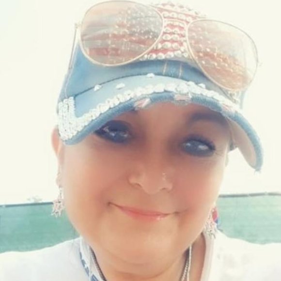 Meet your Posher - Picture 4 of 10